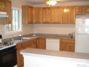 Copyright (C), Multiple Listing Service of Long Island, Inc, 2004