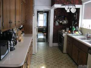 Copyright (C), Multiple Listing Service of Long Island, Inc, 2004